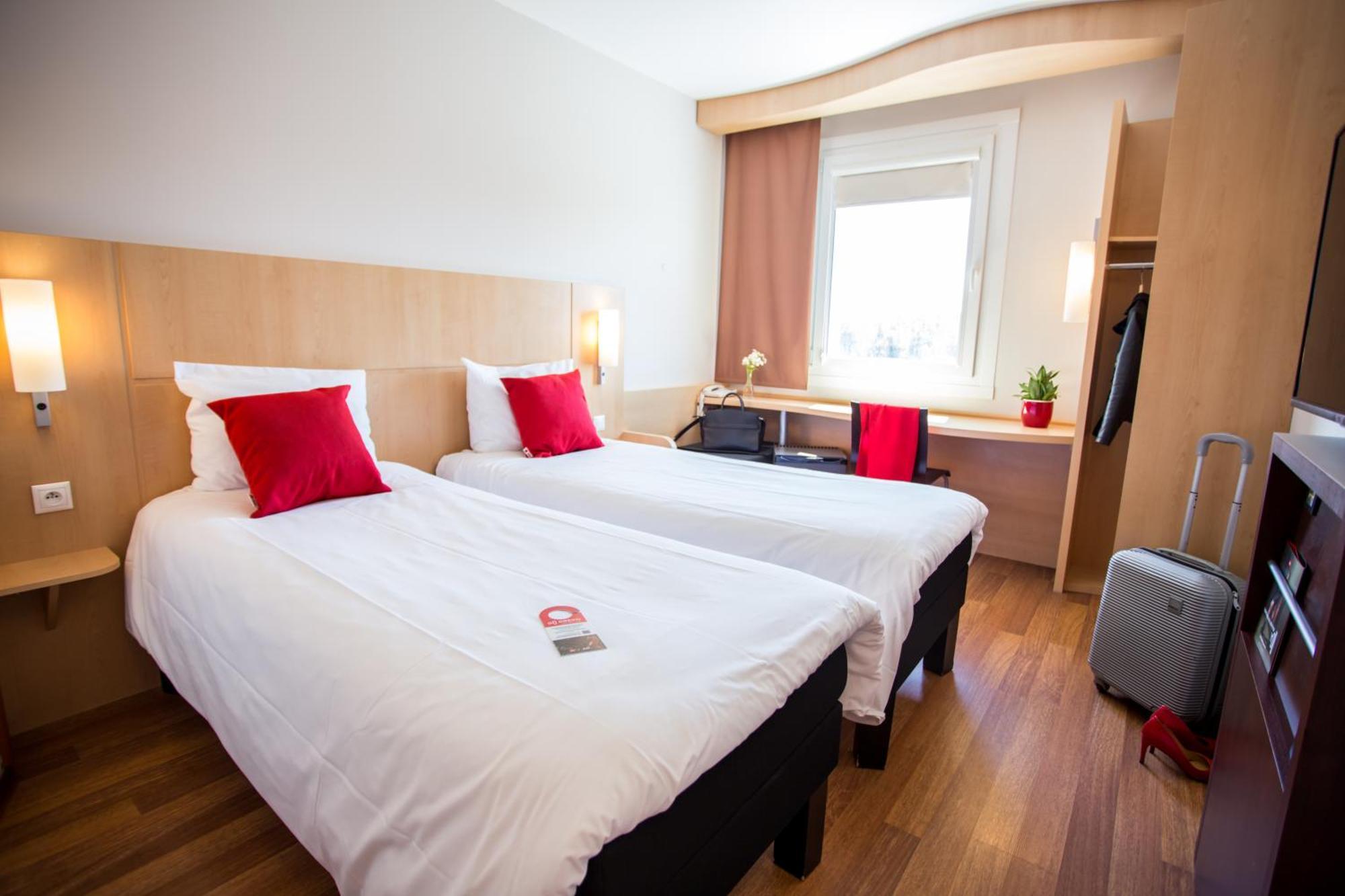Ibis Hotel Plzeň Dış mekan fotoğraf